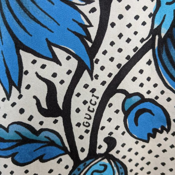 Gucci Blue & White Silk Mini Dress - Picture 2 of 9